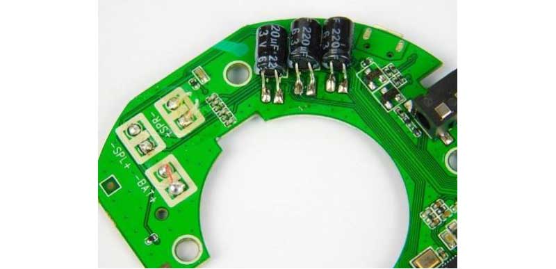 The &ldquo;audio coupling capacitors&rdquo;